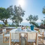 Port Nou Ca Na Cati - House In Cala Bona