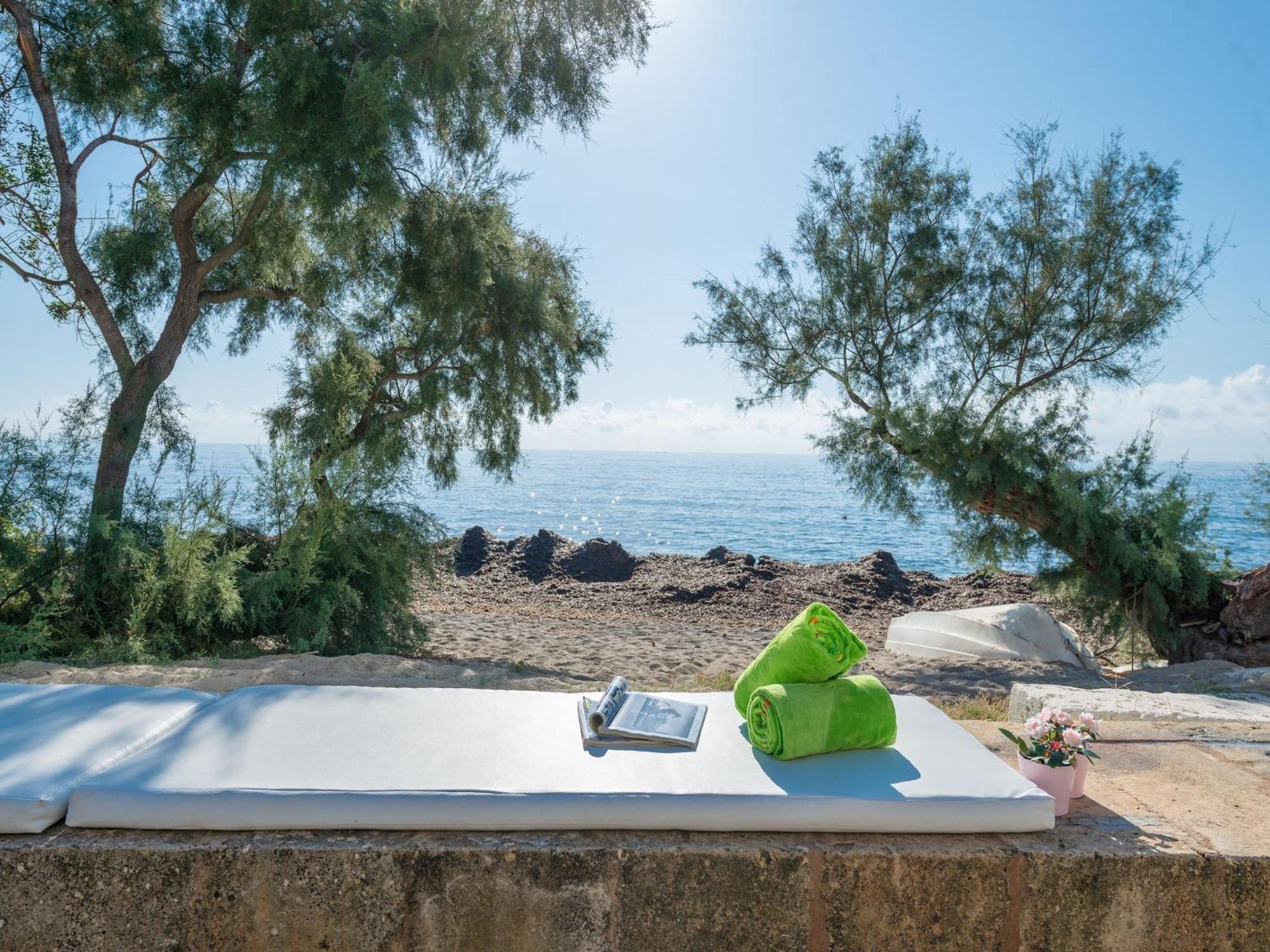 Port Nou Ca Na Cati - House In Cala Bona Chalet *