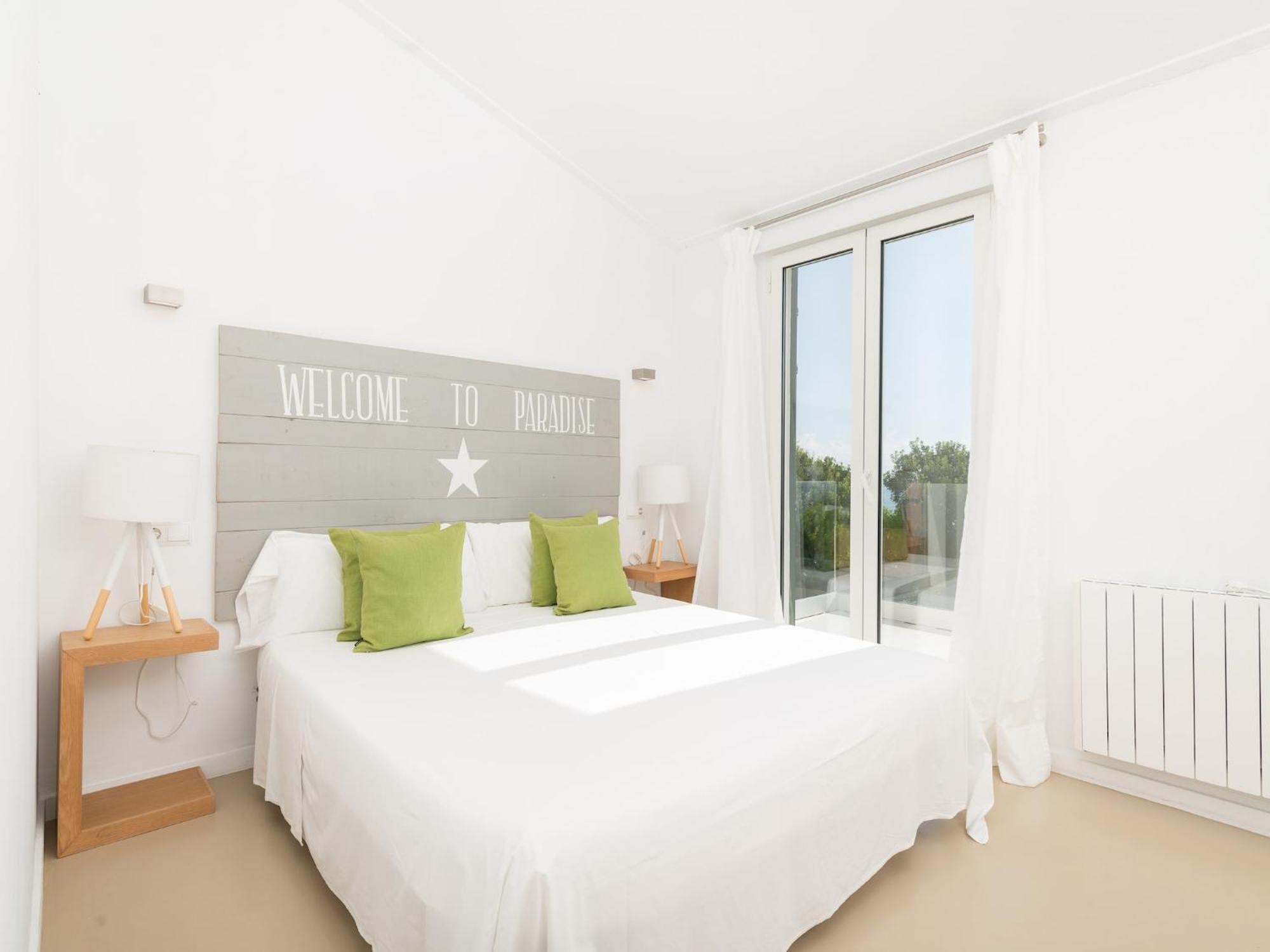 Chalet Port Nou Ca Na Cati - House In Cala Bona